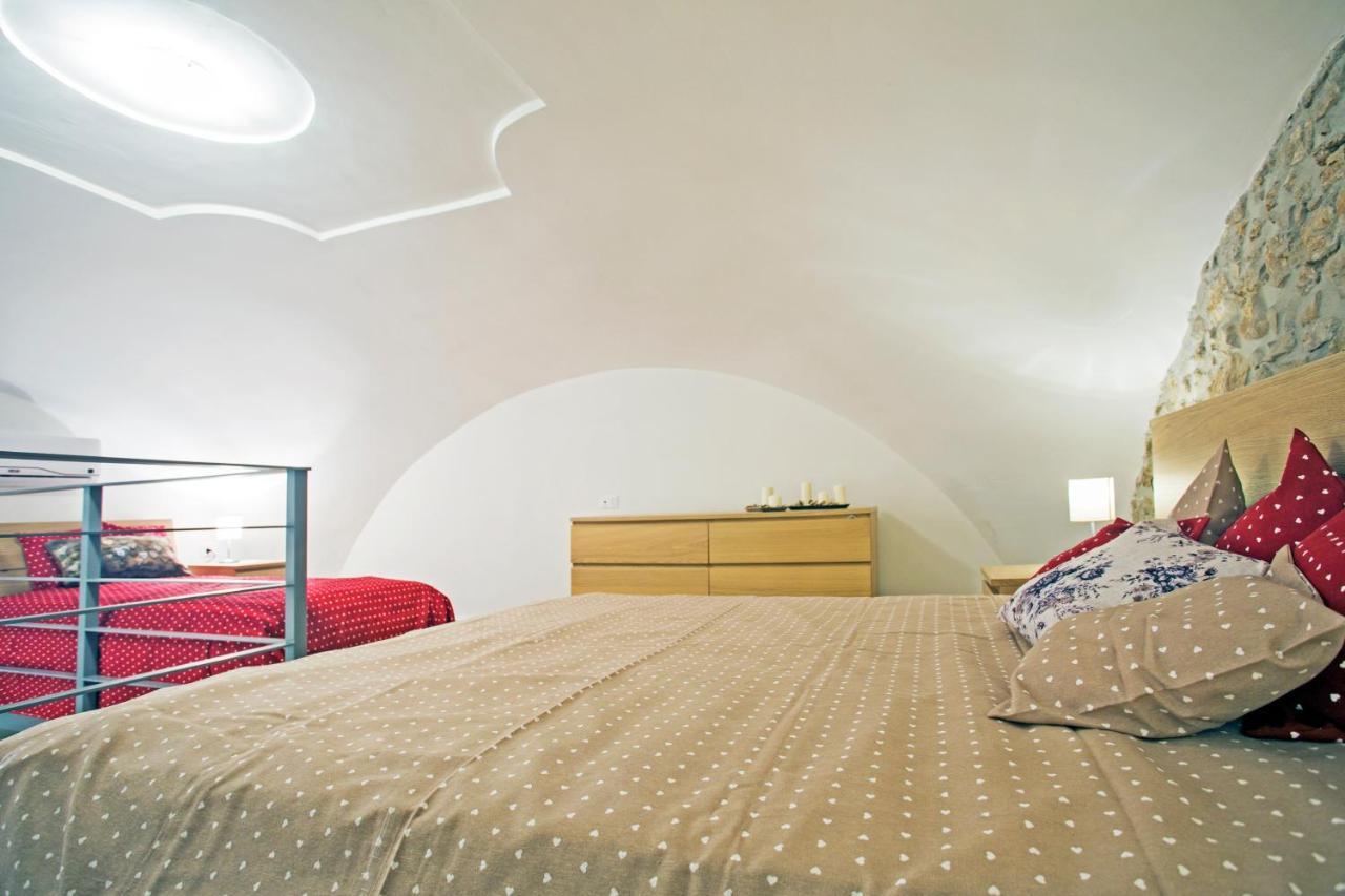 ガエータ Sirene Holiday Bed & Breakfast エクステリア 写真