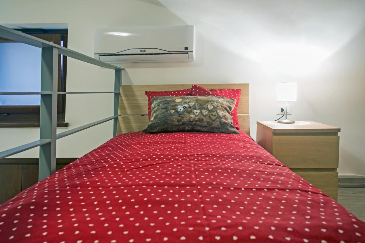 ガエータ Sirene Holiday Bed & Breakfast エクステリア 写真